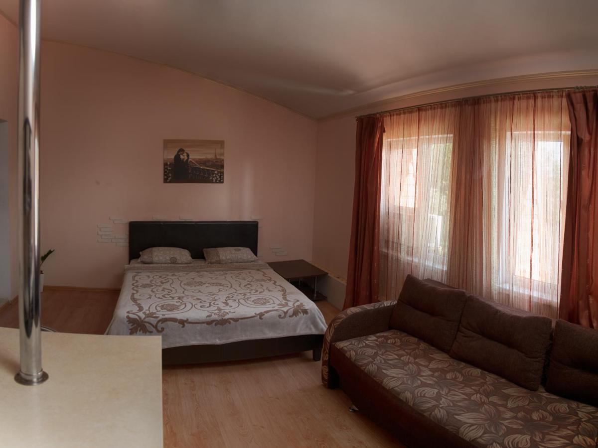 איוונו-פרנקיבסק Studio Apartments In Center New 5 Floor Без Ліфту מראה חיצוני תמונה